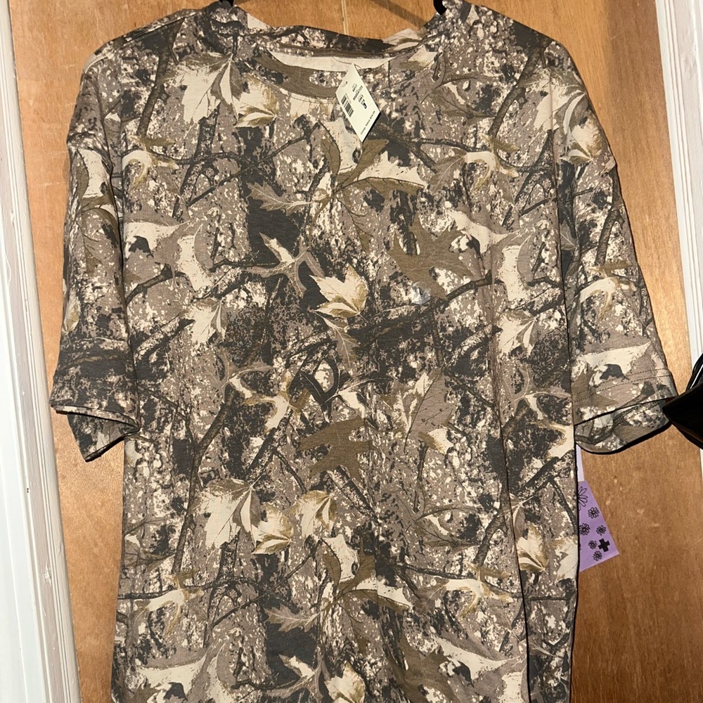 Aeropostale Men's Short Sleeve Camo Tee in Tan and Brown